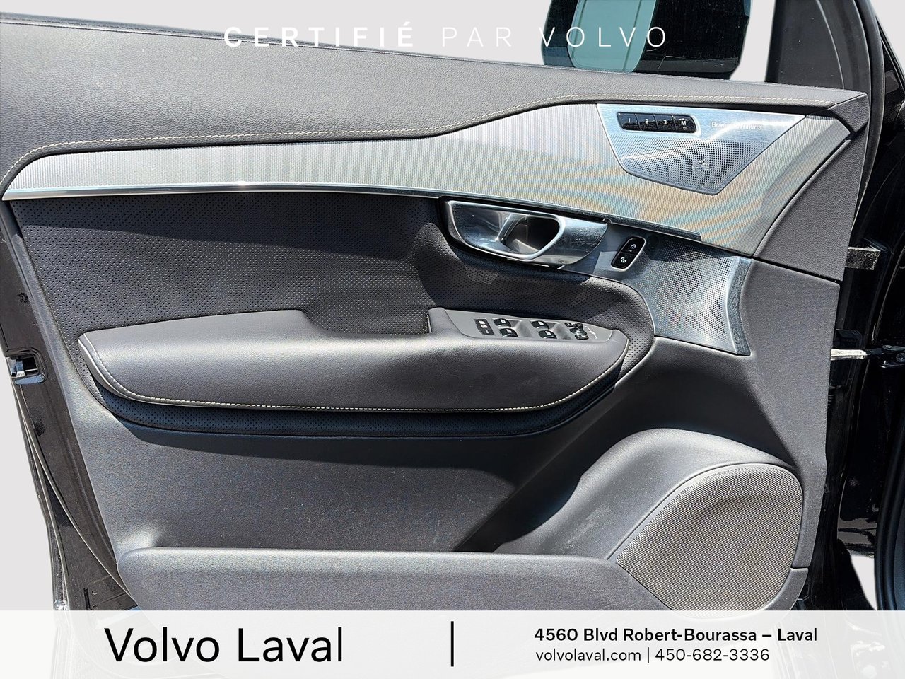 2022 Volvo XC90 - Image 6