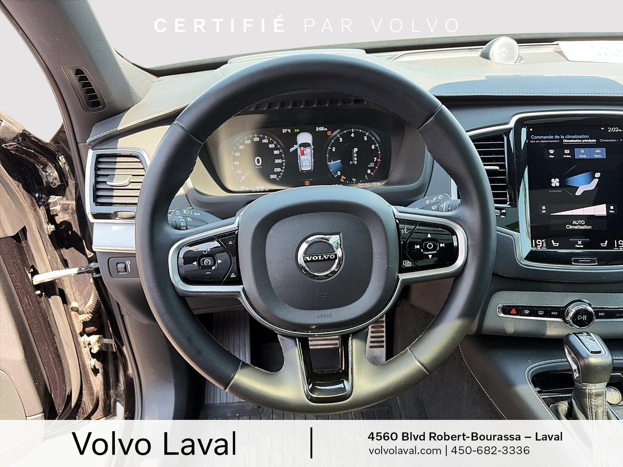 2022 Volvo XC90 - Image 7