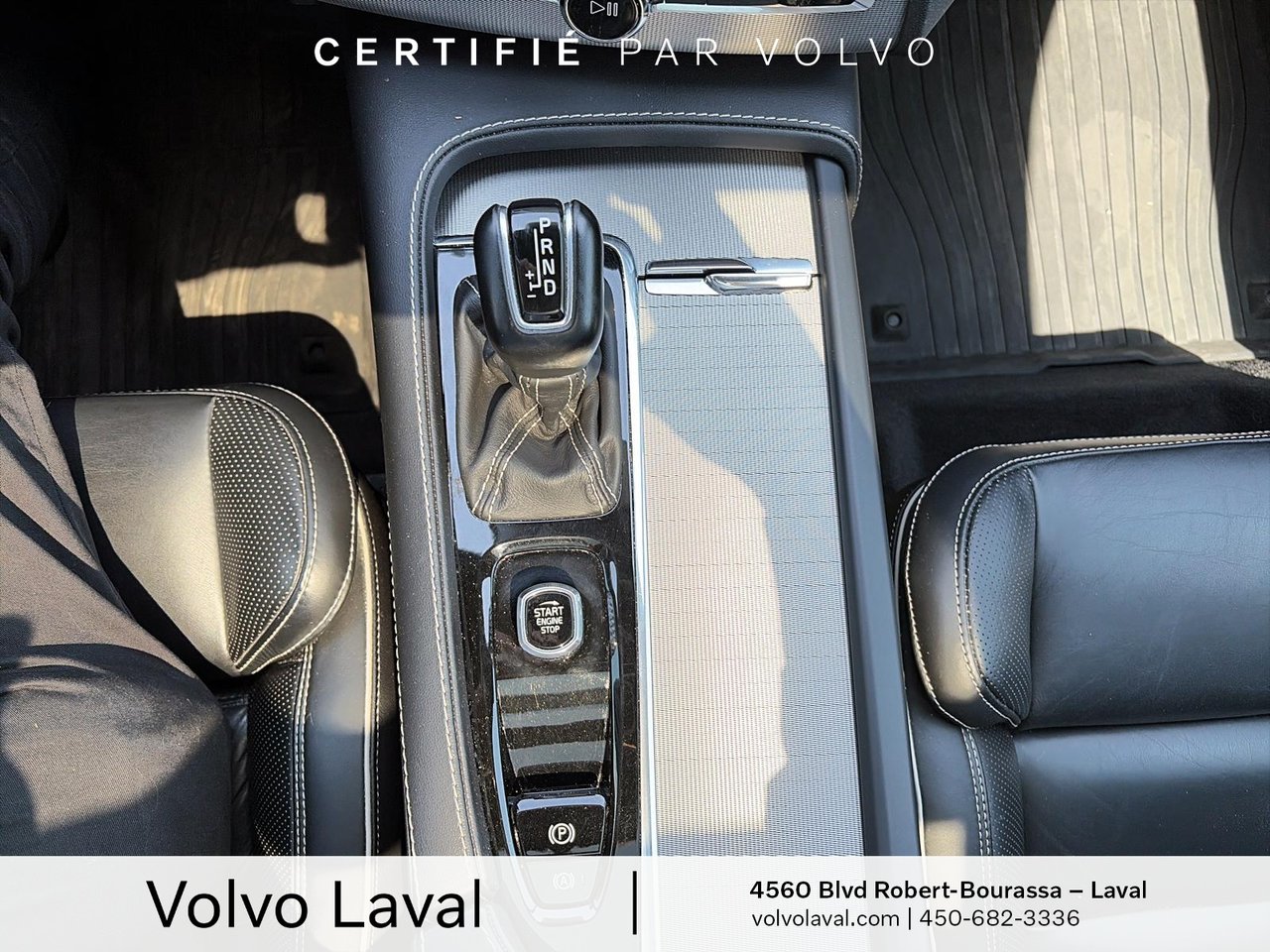 2022 Volvo XC90 - Image 10