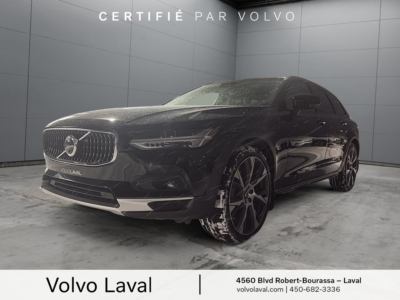 2022 Volvo V90 Cross Country