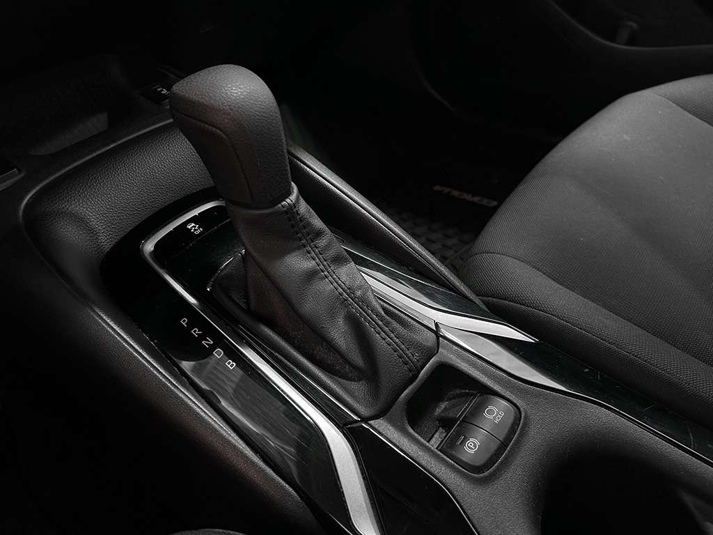 2022 Toyota Corolla - Image 12