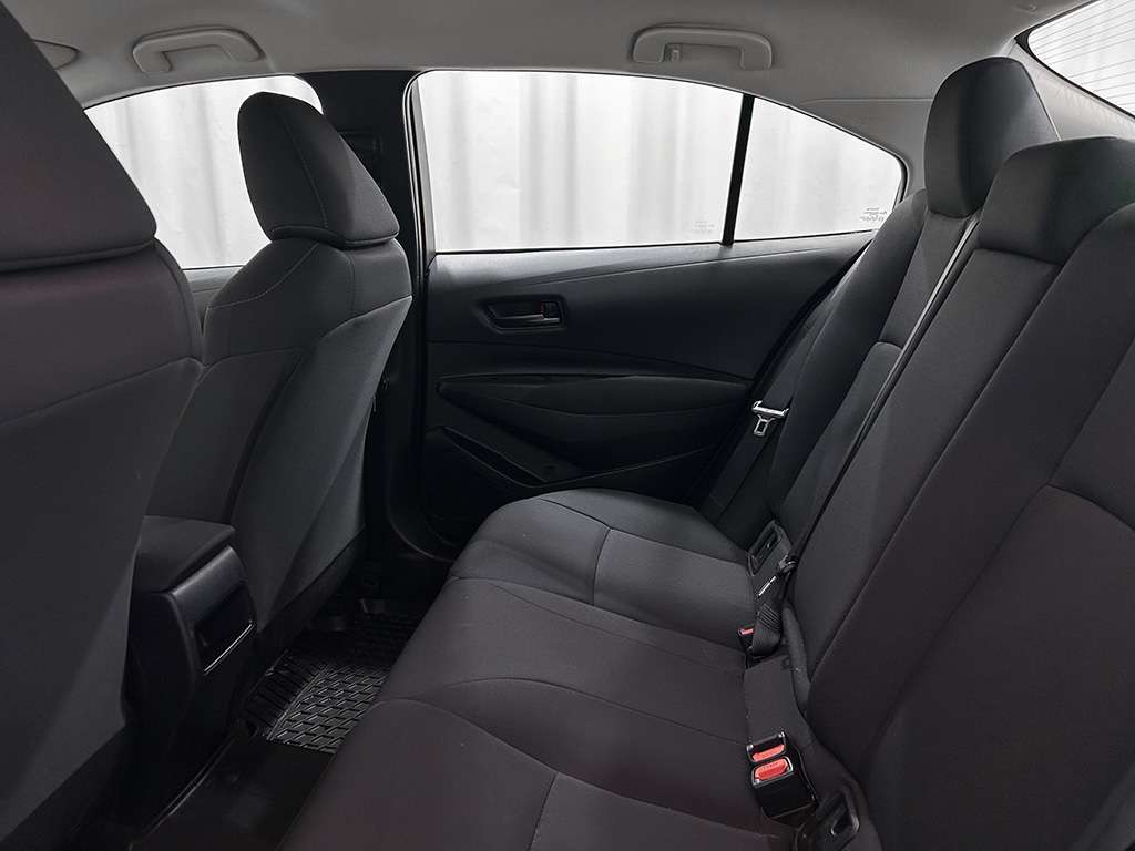 2022 Toyota Corolla - Image 16