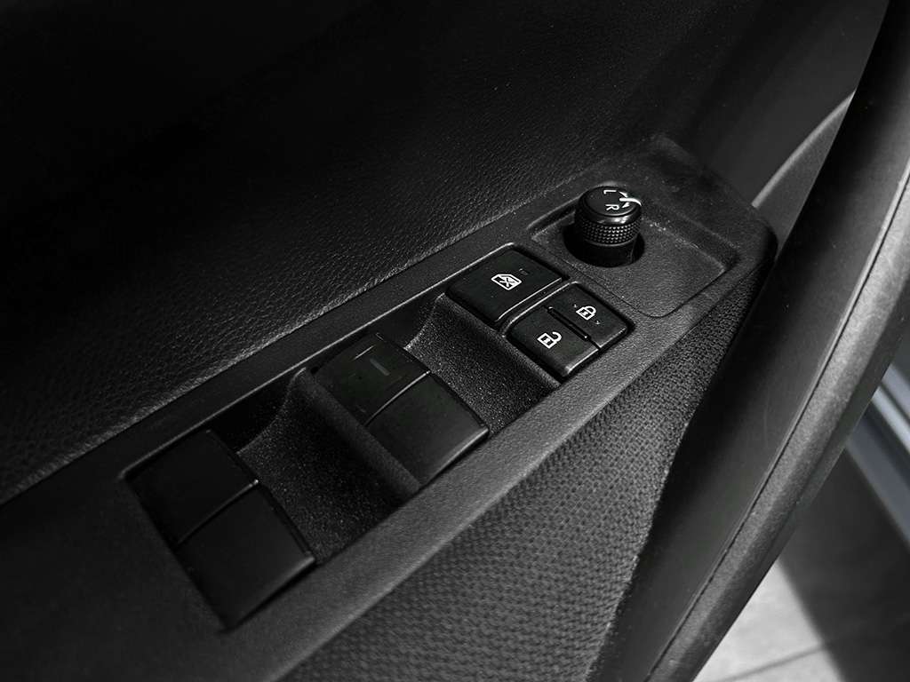 2022 Toyota Corolla - Image 9
