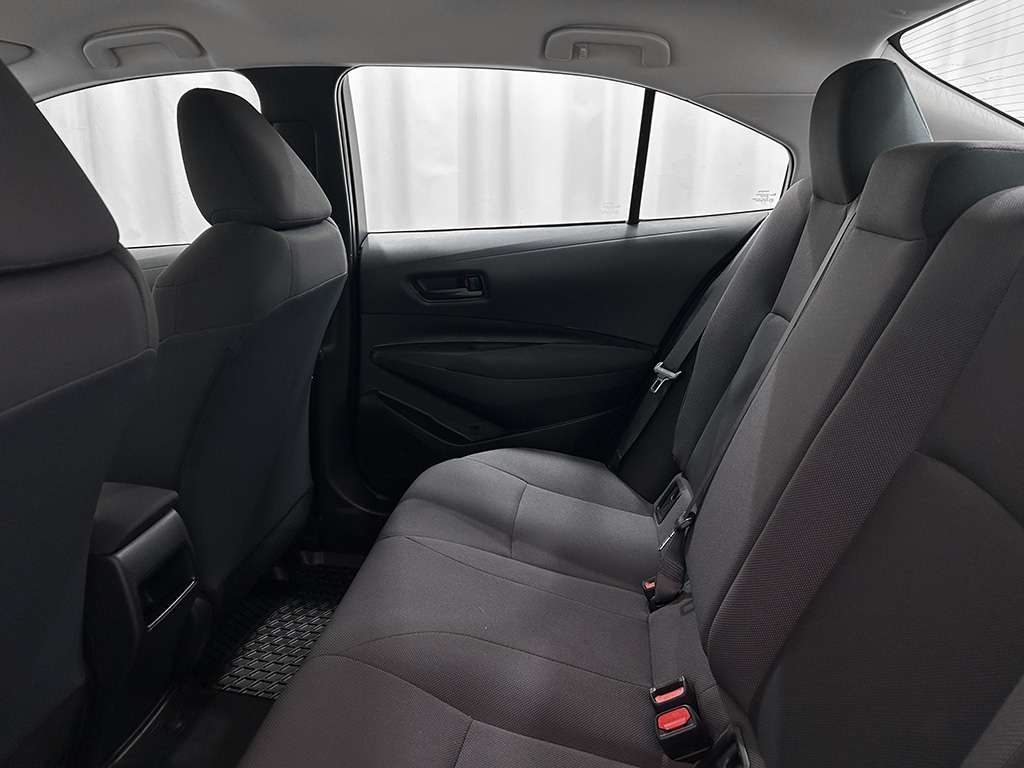 2022 Toyota Corolla - Image 17