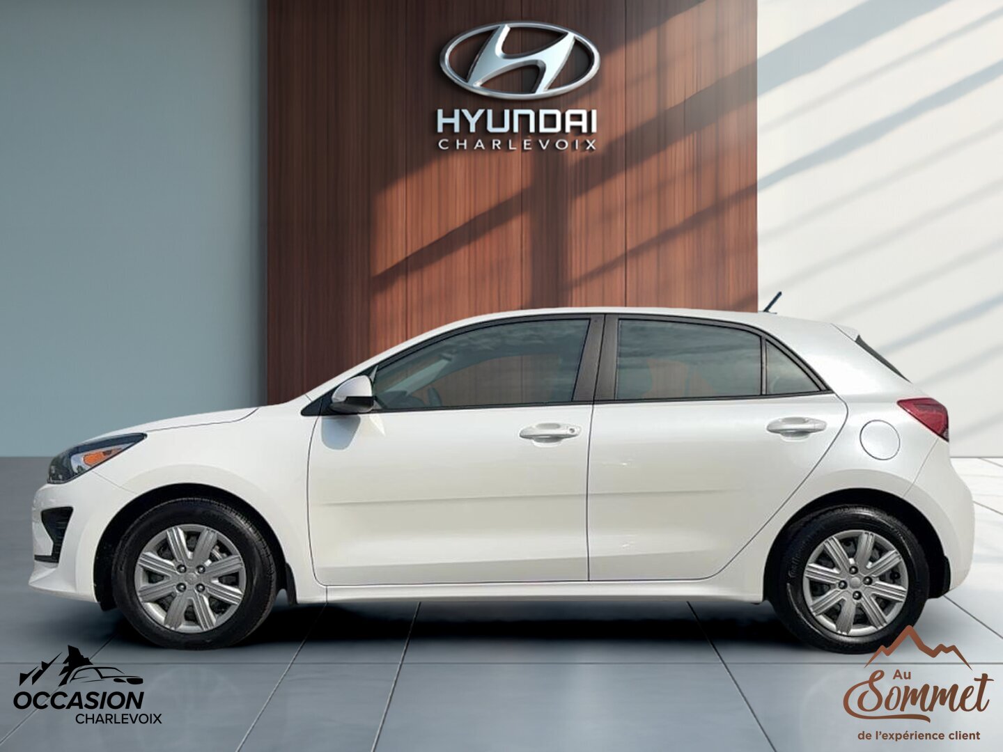2022 Kia Rio5 - Image 5