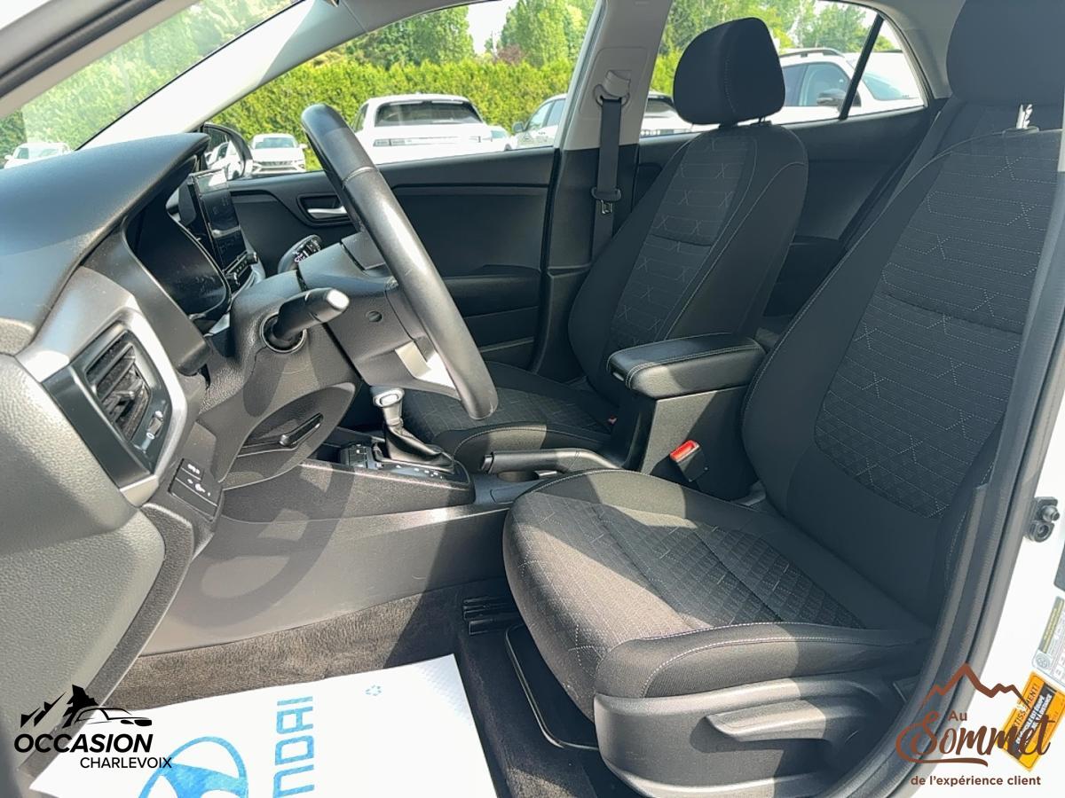 2022 Kia Rio5 - Image 7