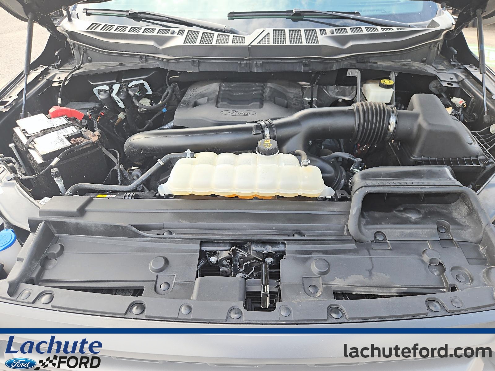2023 Ford F-150 - Image 9
