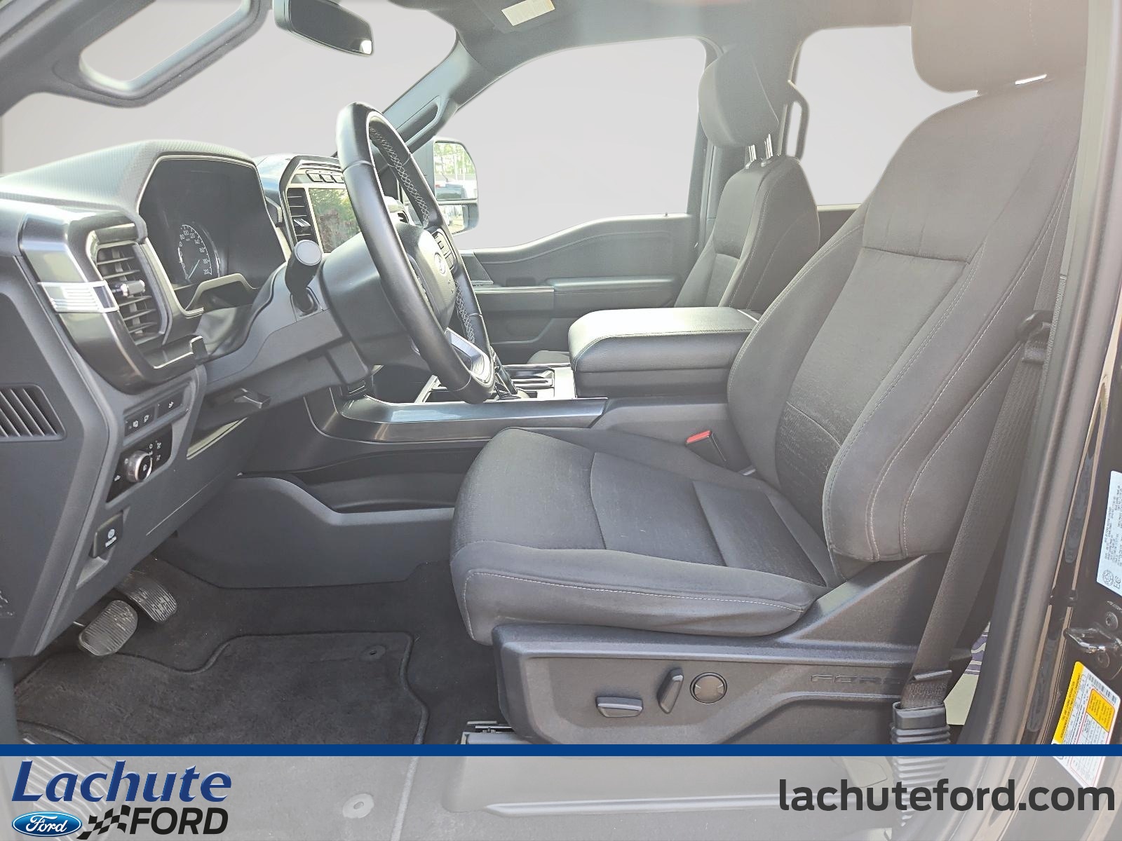 2023 Ford F-150 - Image 10