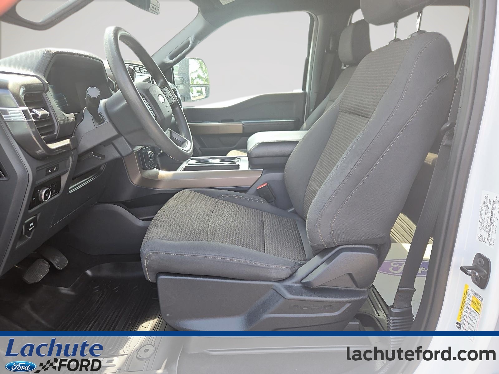 2024 Ford F-150 - Image 10