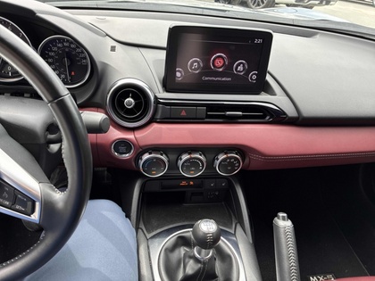 2021 Mazda MX-5 - Image 8