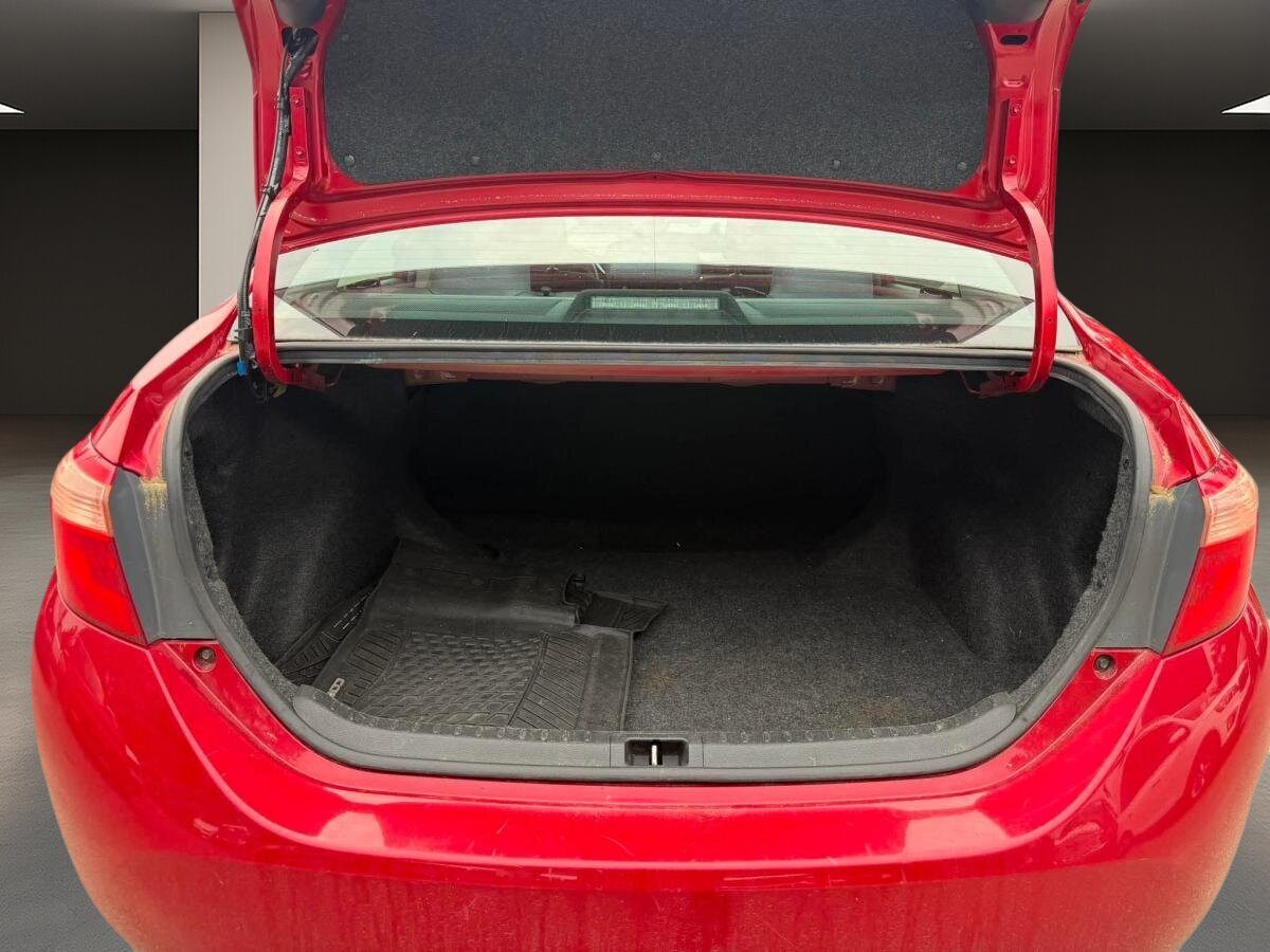 2019 Toyota Corolla - Image 7