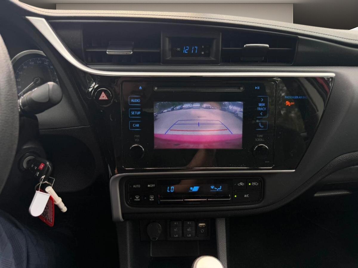 2019 Toyota Corolla - Image 14