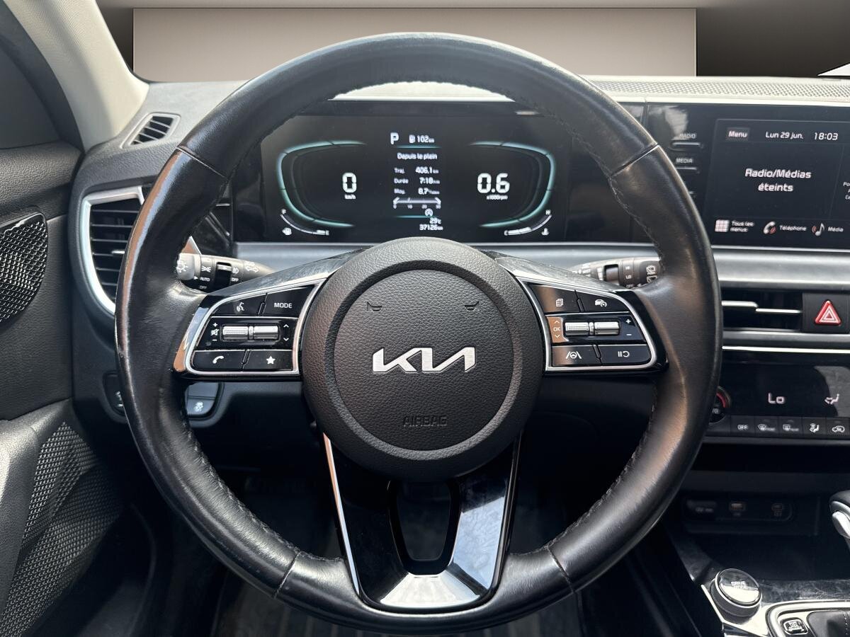2024 Kia Seltos - Image 14