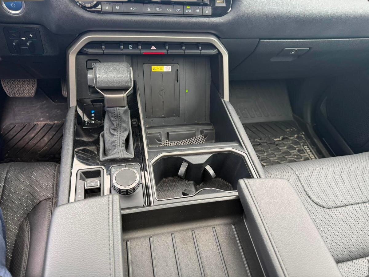 2023 Toyota Tundra Hybrid - Image 16