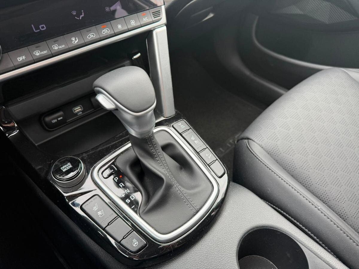 2023 Kia Seltos - Image 17