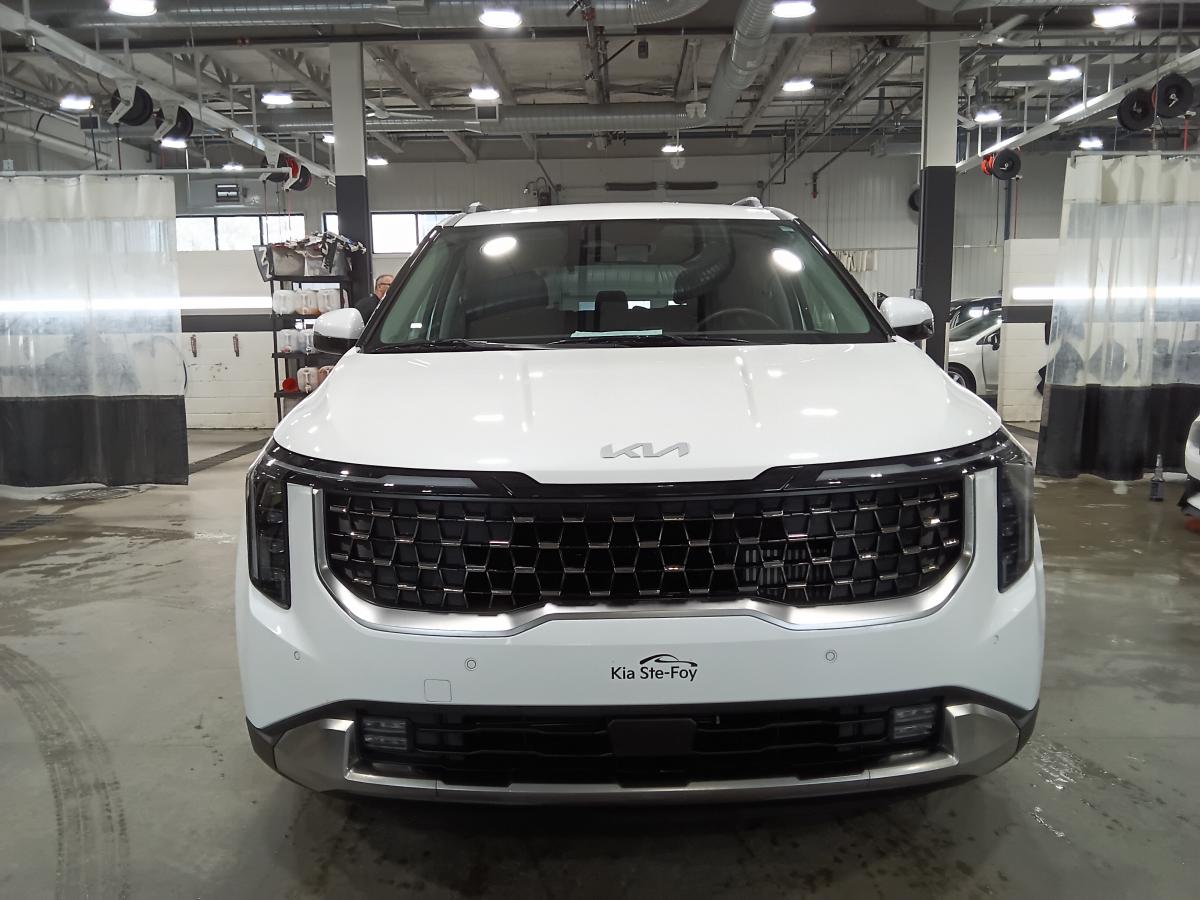2025 Kia Carnival - Image 20