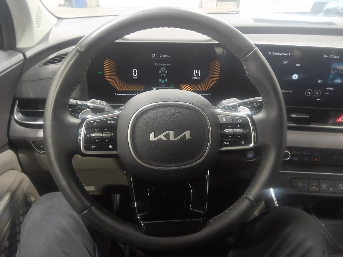2025 Kia Carnival - Image 36