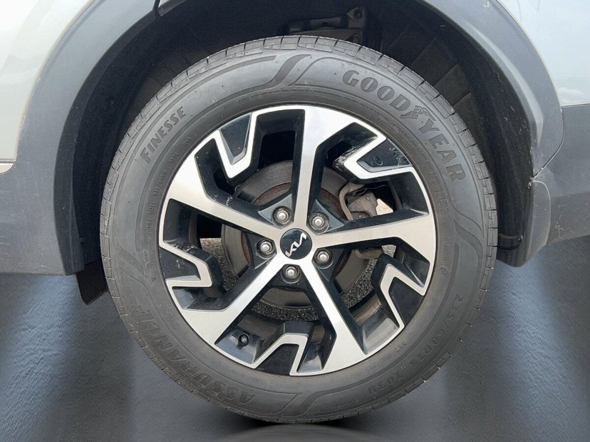 2024 Kia Sportage - Image 6