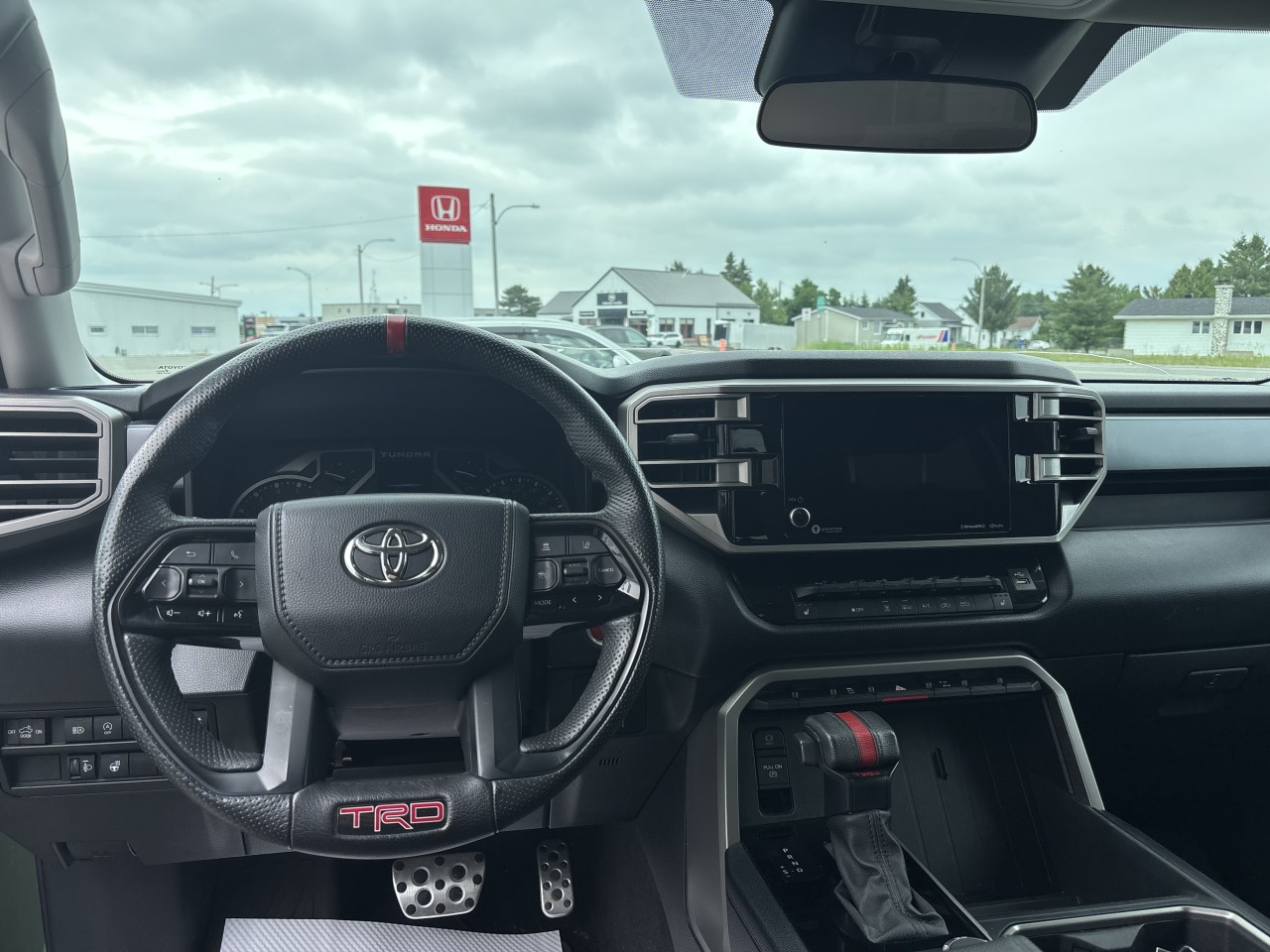 2022 Toyota Tundra - Image 11