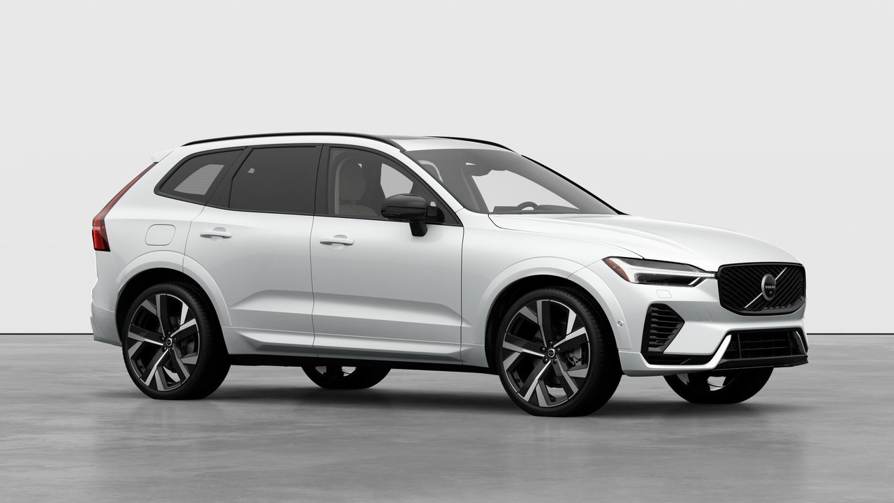 2026 Volvo XC60 PLUG-IN HYBRID - Image 3