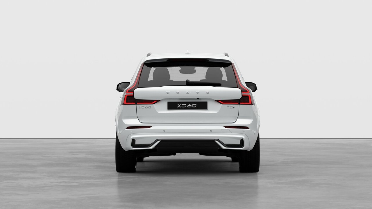2026 Volvo XC60 PLUG-IN HYBRID - Image 6
