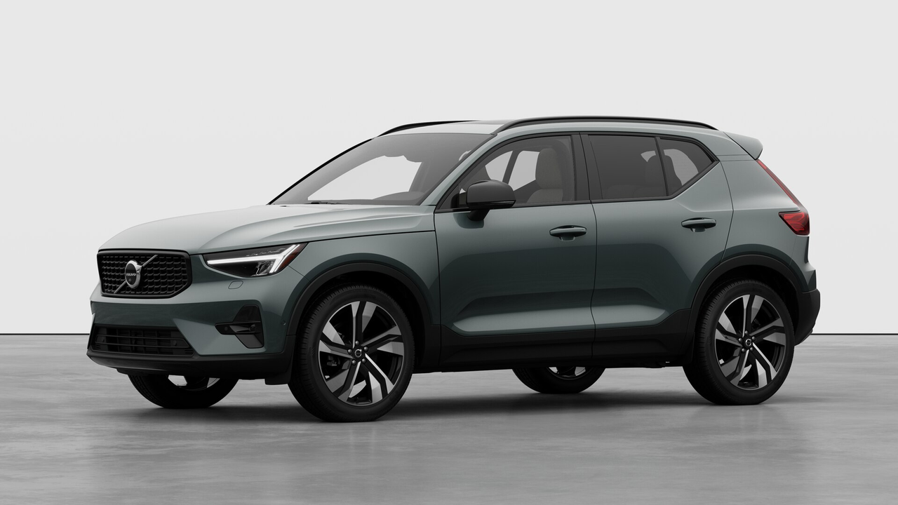 2026 Volvo XC40