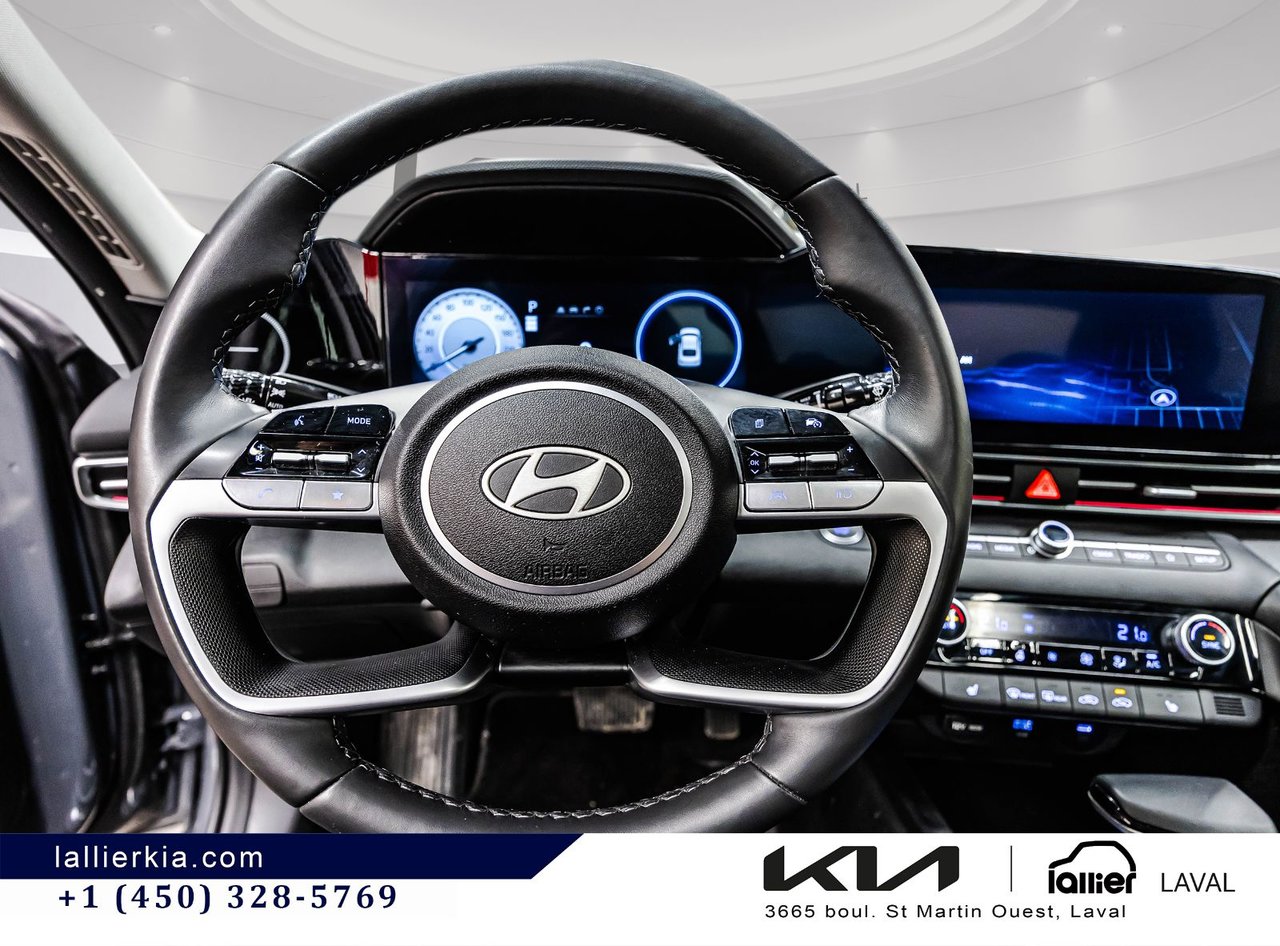 2025 Hyundai Elantra - Image 15