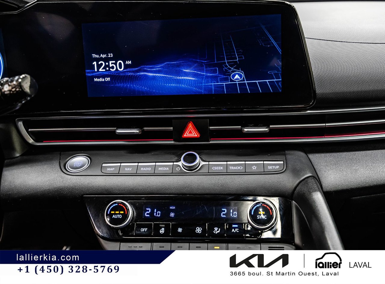 2025 Hyundai Elantra - Image 16