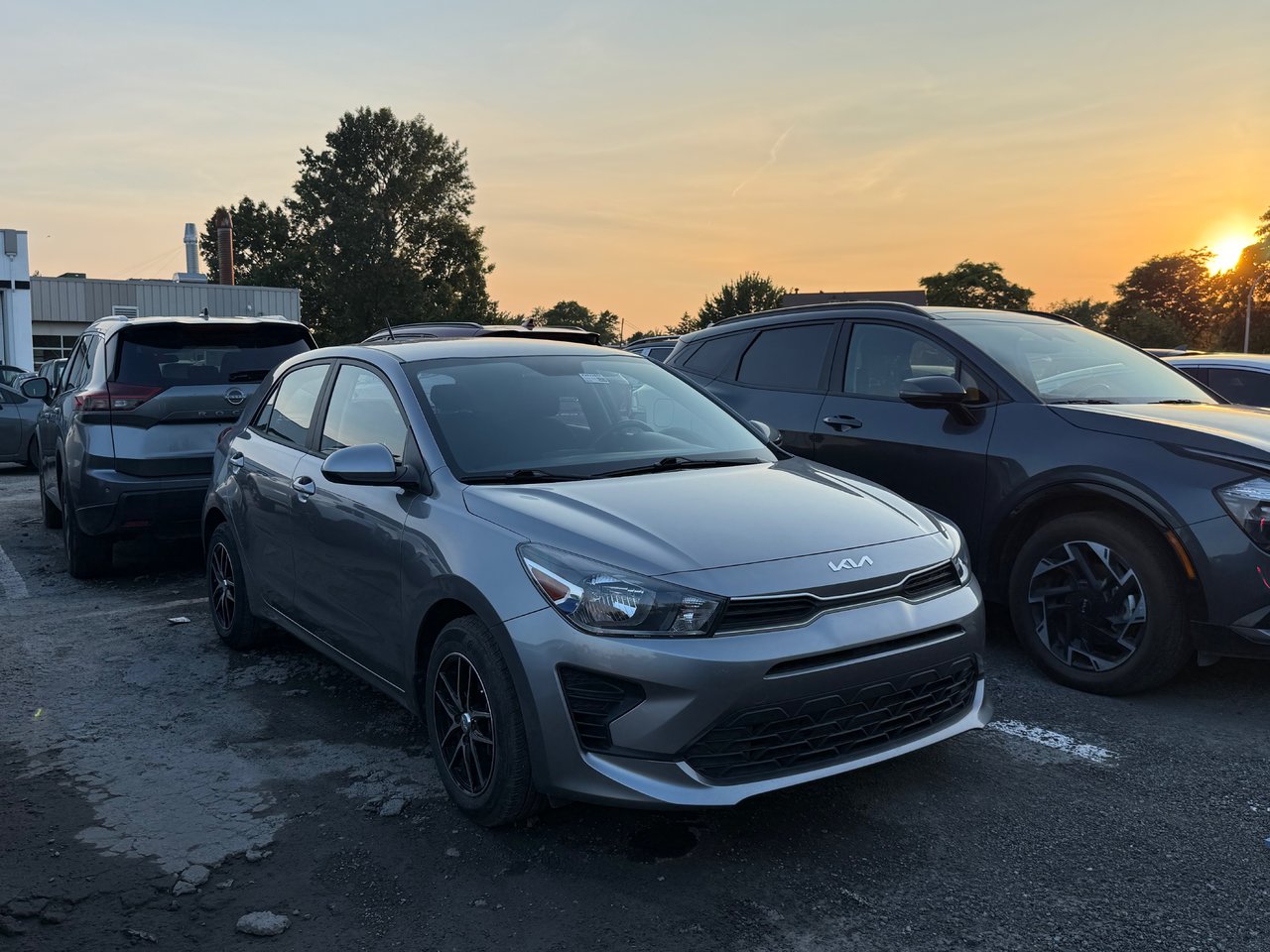 2022 Kia Rio 5-door - Image 1