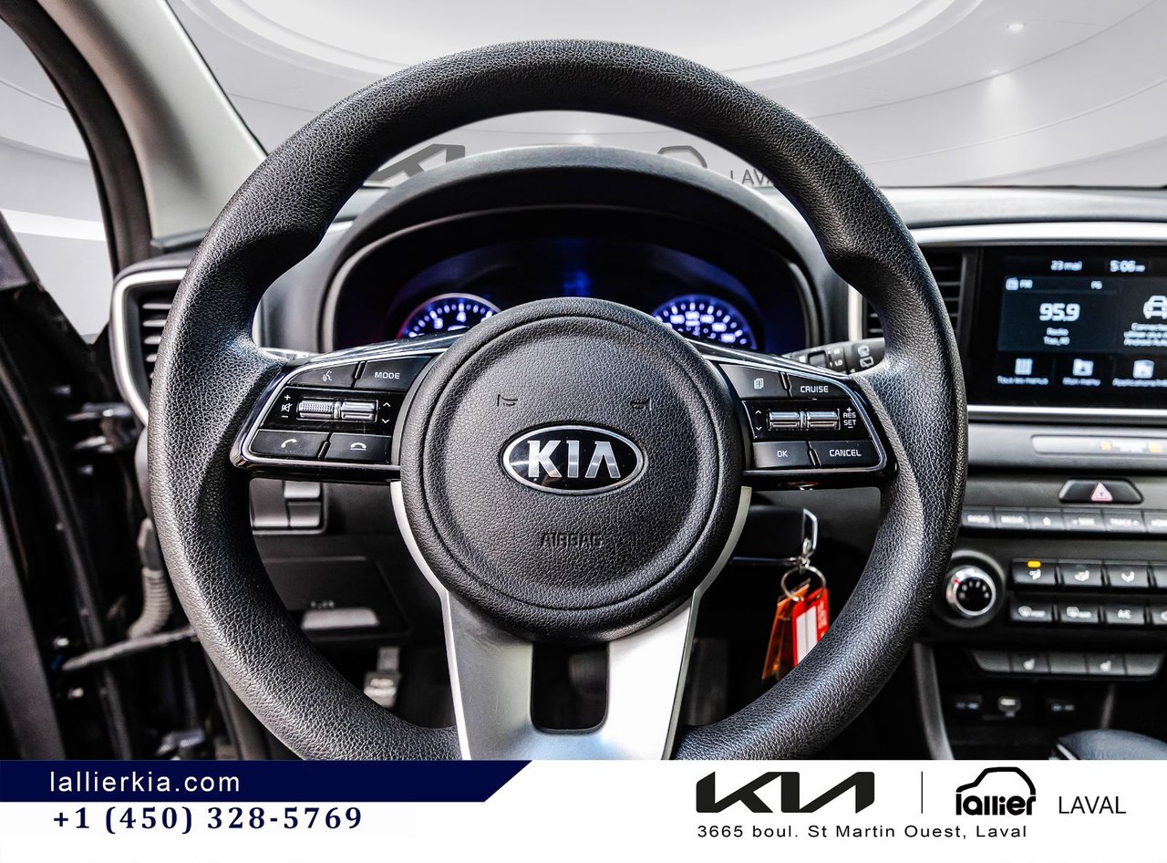 2022 Kia Sportage - Image 18