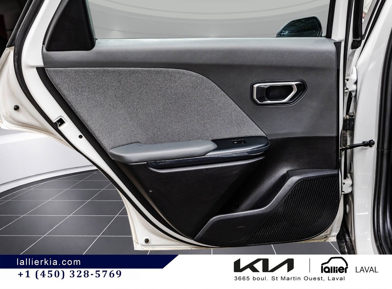2025 Kia K4 - Image 11