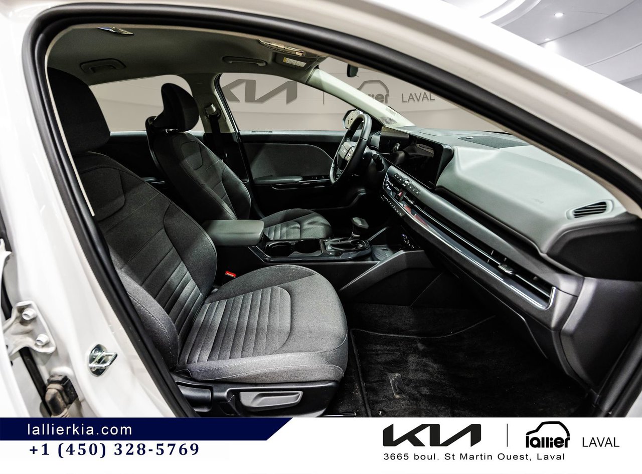 2025 Kia K4 - Image 16