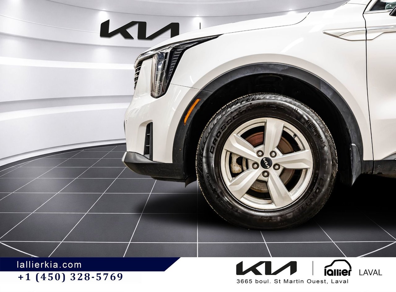 2025 Kia Sorento - Image 10