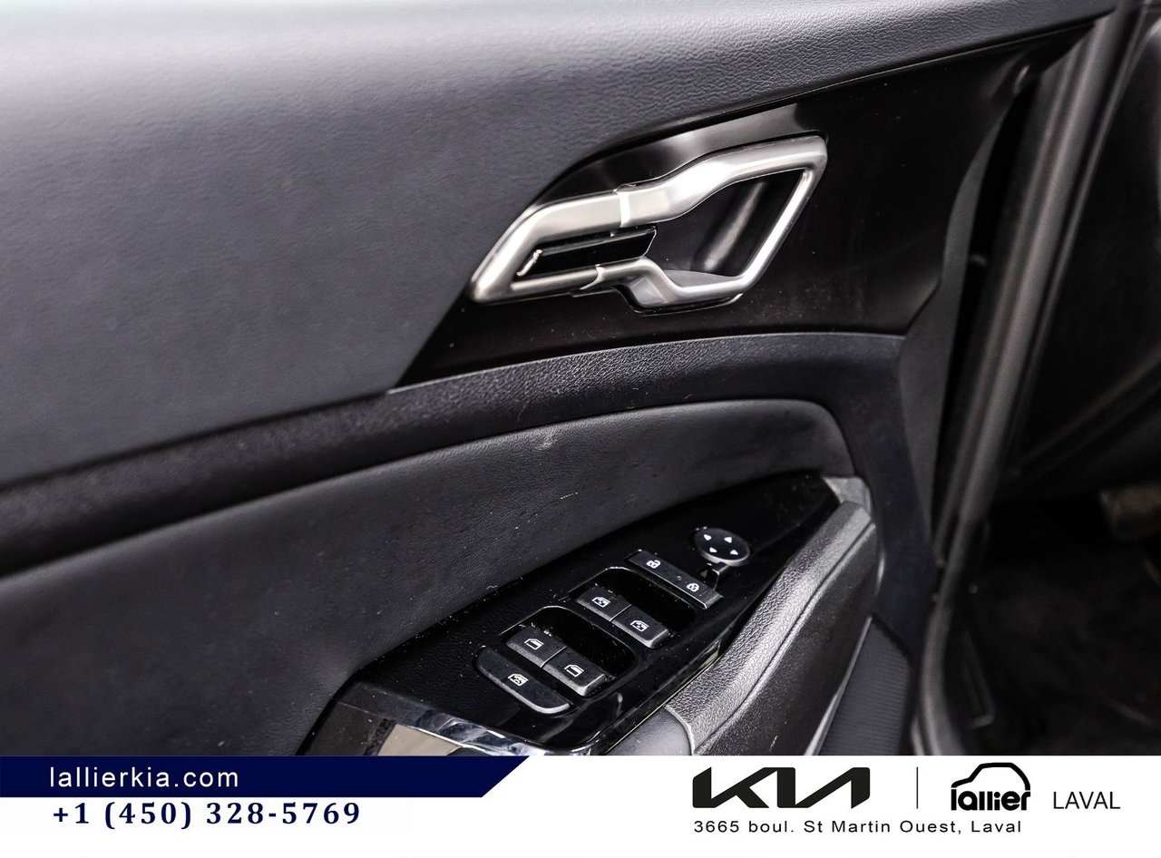 2023 Kia Sportage - Image 12