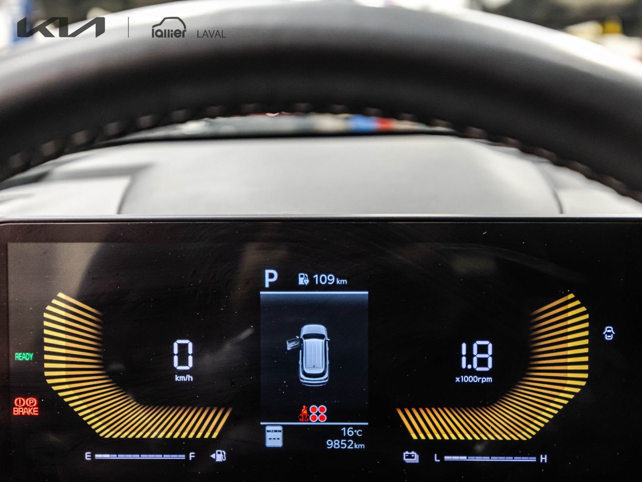 2025 Kia Sorento Plug-In Hybrid - Image 14