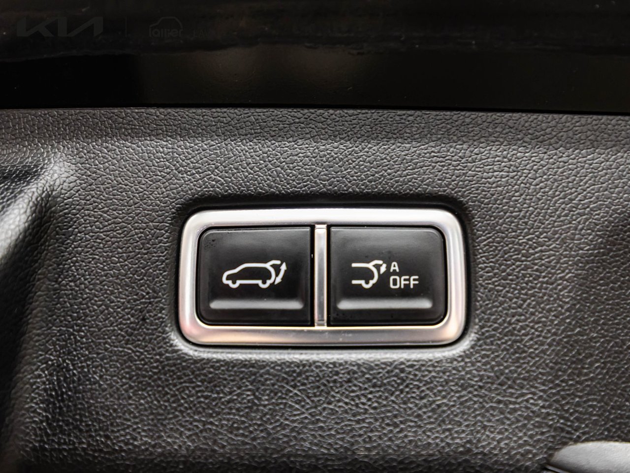 2025 Kia Sorento Plug-In Hybrid - Image 19