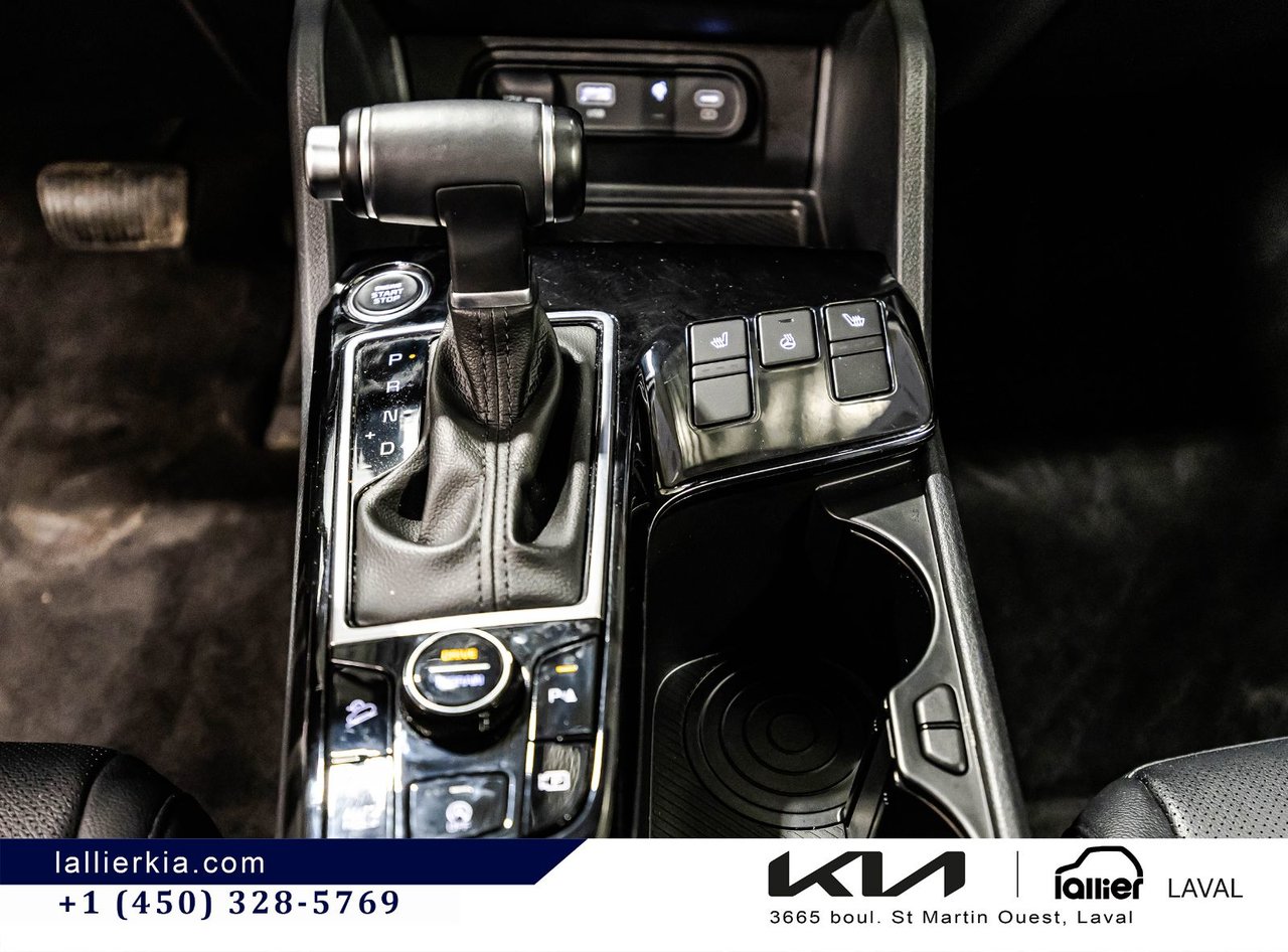 2025 Kia Sportage - Image 25