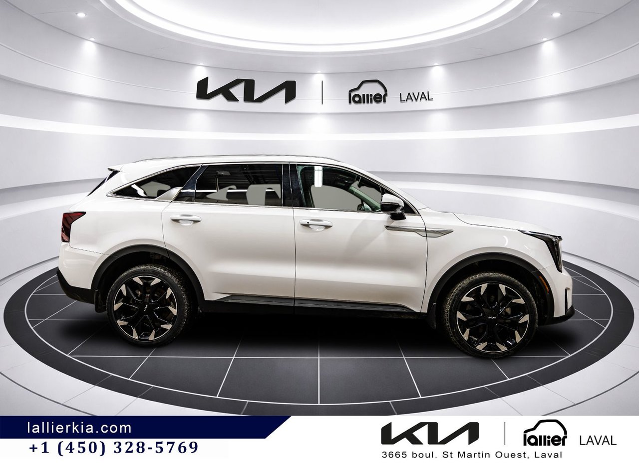 2025 Kia Sorento - Image 11
