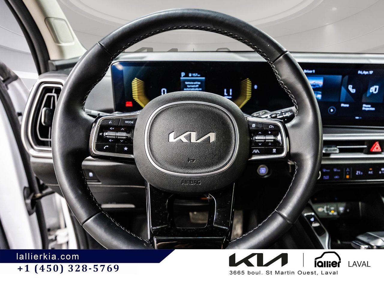 2025 Kia Sorento - Image 16