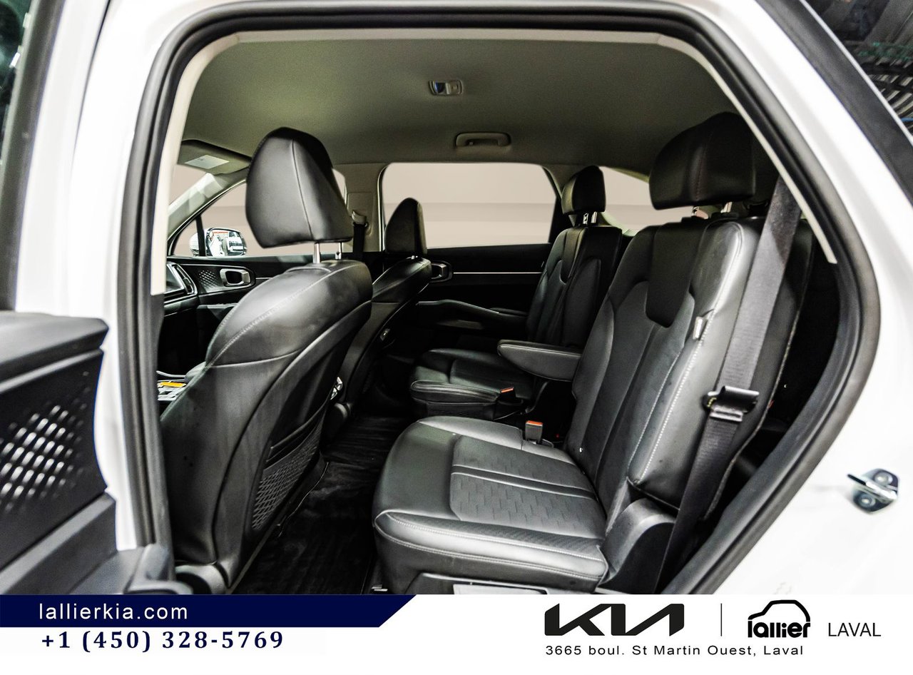 2025 Kia Sorento - Image 20