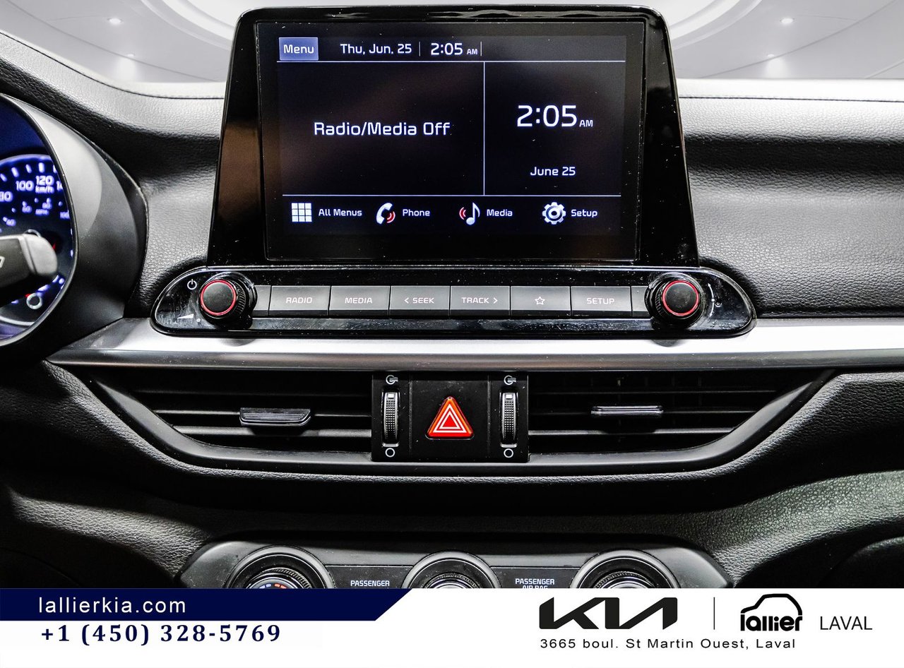 2022 Kia Forte - Image 22