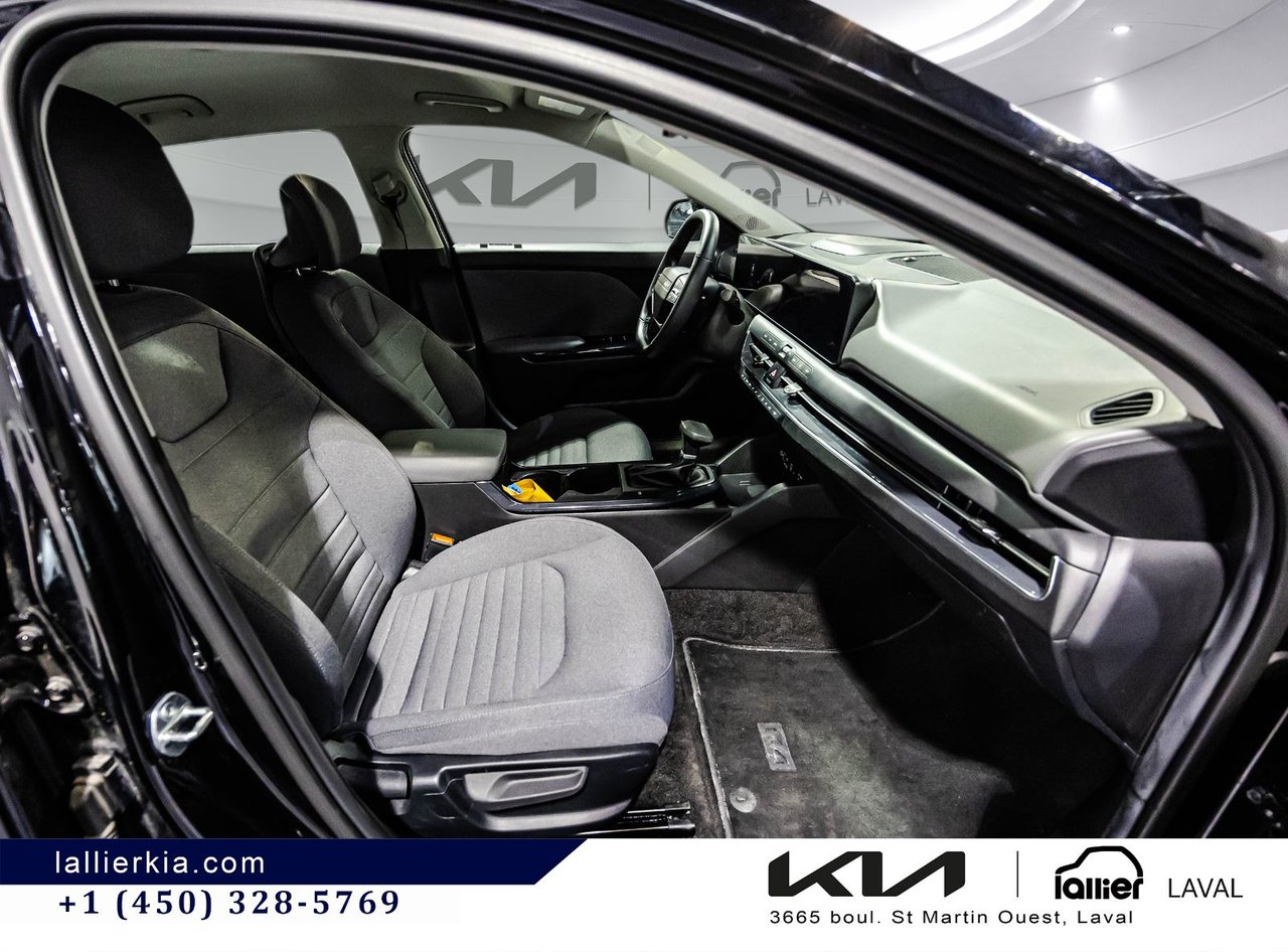 2025 Kia K4 - Image 16