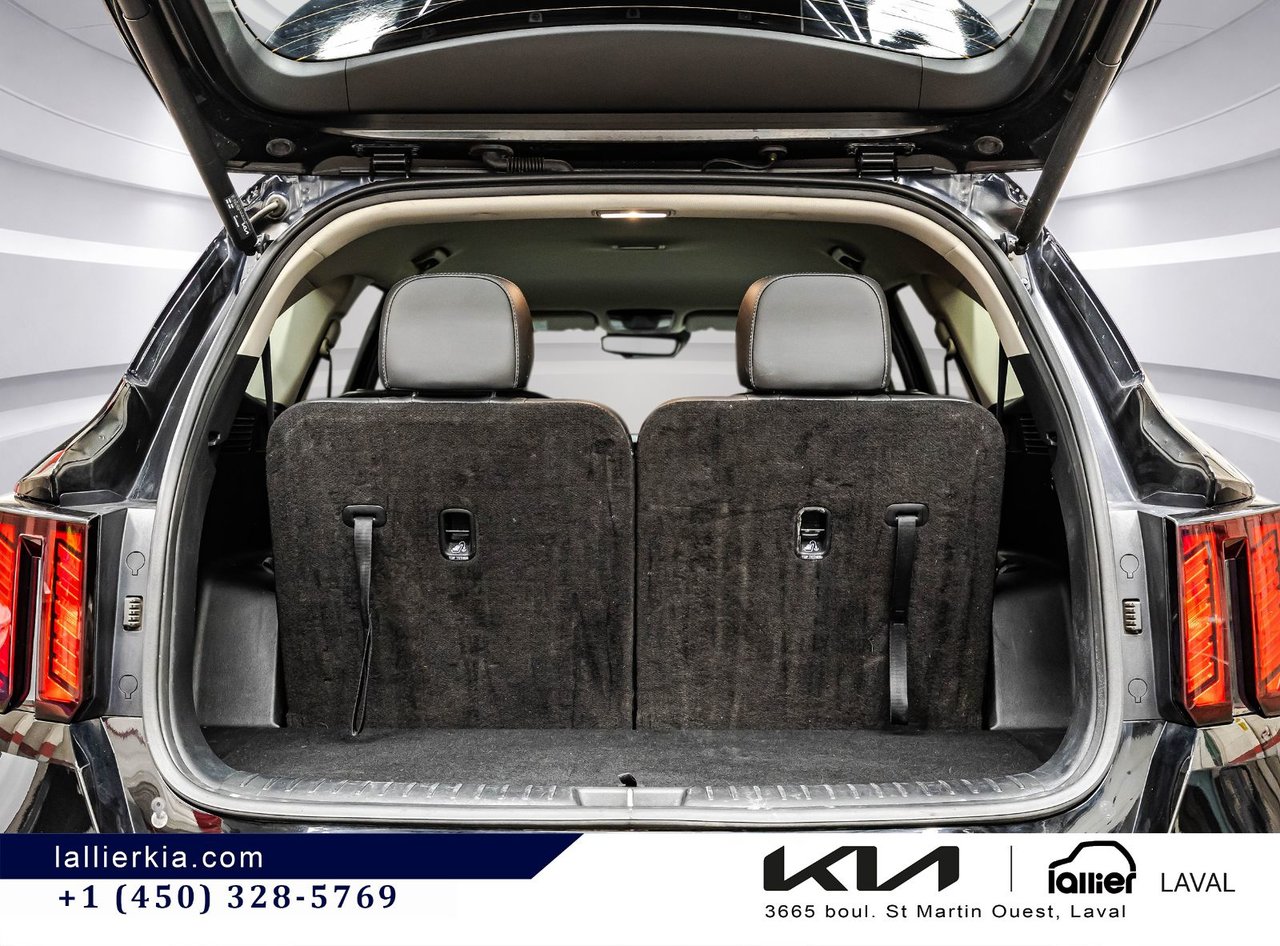 2025 Kia Sorento - Image 16