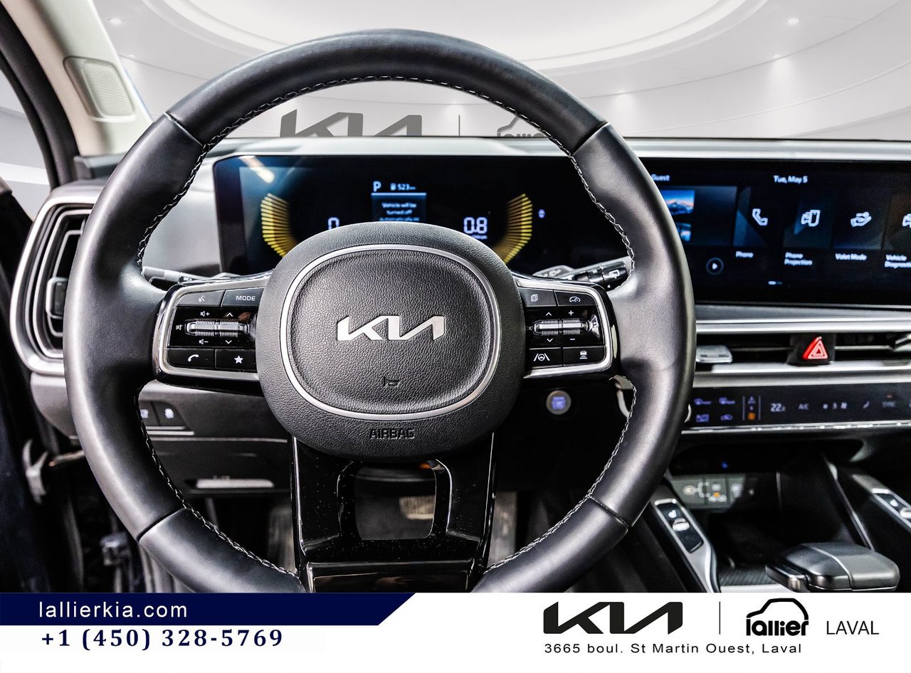 2025 Kia Sorento - Image 22