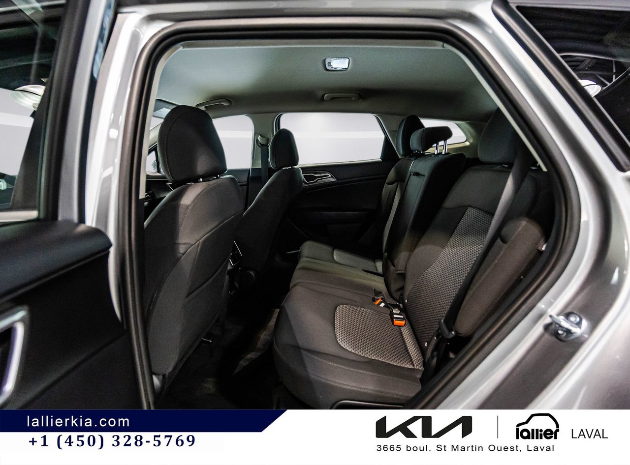 2026 Kia Sportage - Image 17