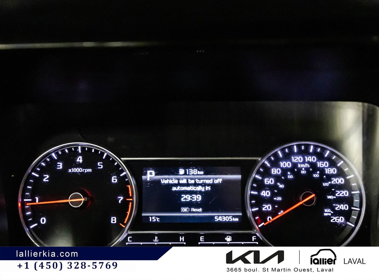 2022 Kia Sorento - Image 16