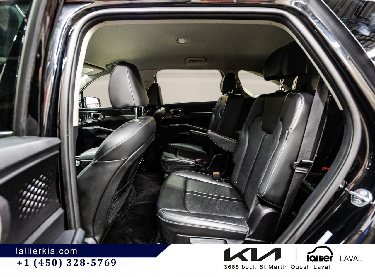 2025 Kia Sorento - Image 11