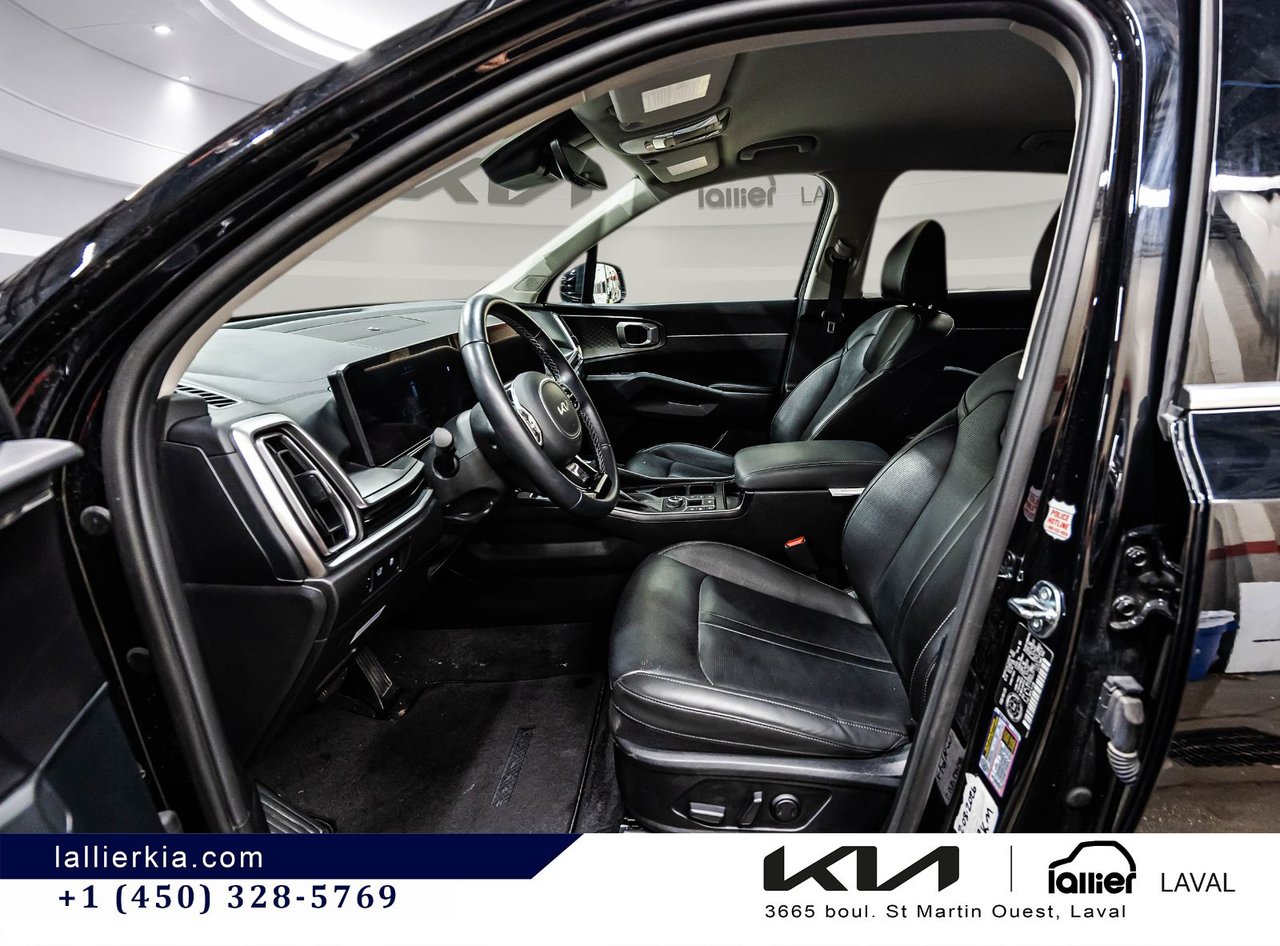 2025 Kia Sorento - Image 16