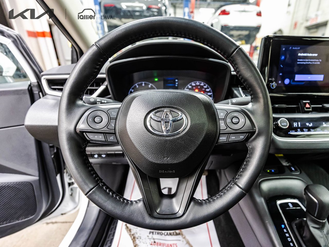2025 Toyota Corolla - Image 15