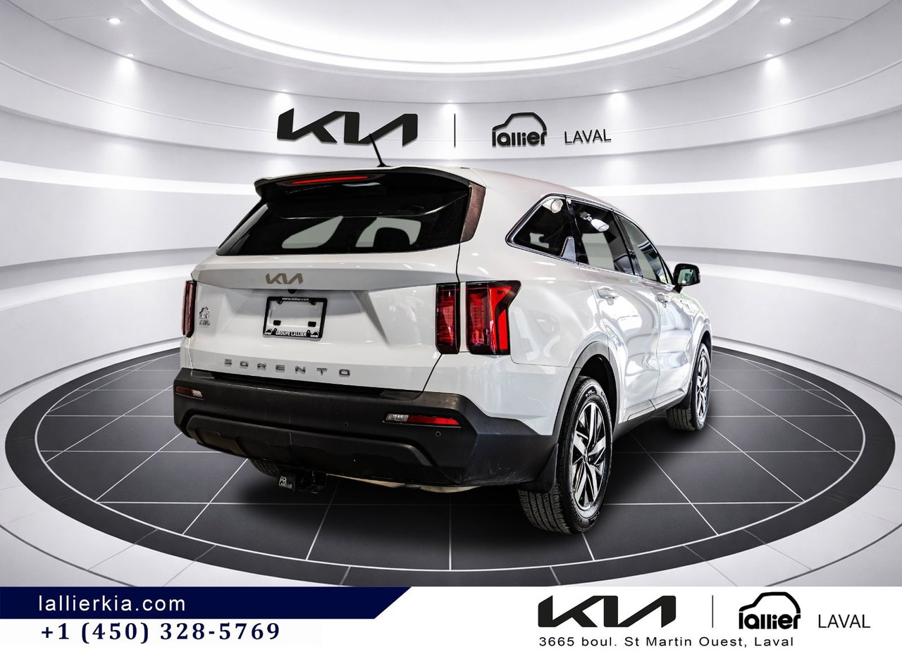 2022 Kia Sorento - Image 9